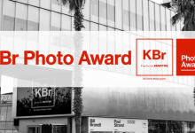 فراخوان جایزه عکاسی KBr لینک : https://ardabilvas.ir/?p=10213 👇 سایت : ardabilvas.ir اینستاگرام : instagram.com/ArdabilVAS کانال : t.me/ArdabilVAS 👆