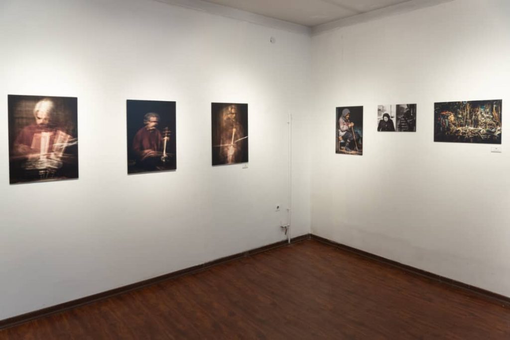 نمایشگاه گروهی عکس پرتره با حضور هنرمندان اردبیلی، در تبریز برگزار شد انجمن هنرهای تجسمی استان اردبیل